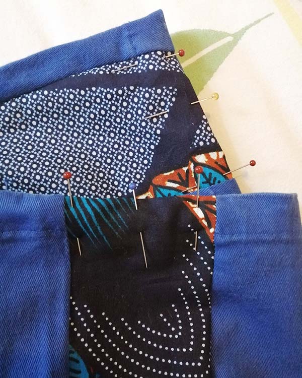 Blog Sakood - DIY upcycling couture - préparation de l'ourlet du pantalon à élargir