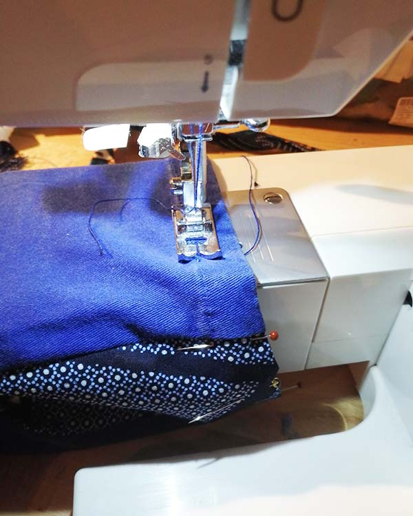Blog Sakood upcycling Nantes - tutoriel customisation jeans - couture au point droit dans l'alignement